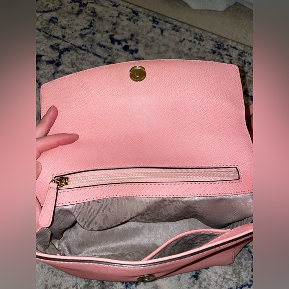 Michael Kors Purse - Picture 13 of 16